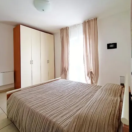 Aparthotel Residenza Casa Bianca *