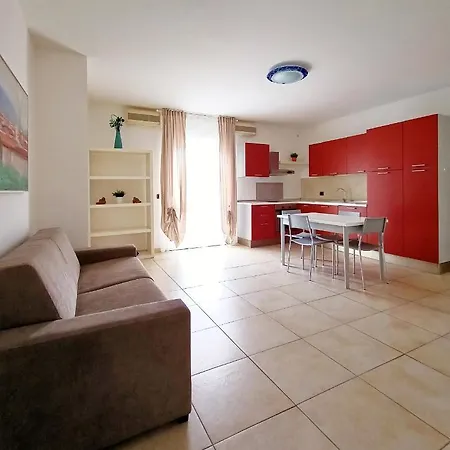 Aparthotel Residenza Casa Bianca *