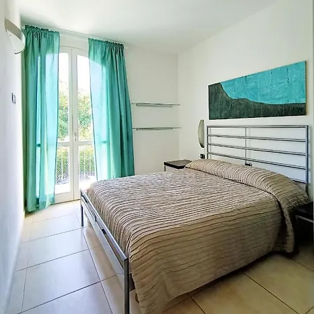 Aparthotel Residenza Casa Bianca *