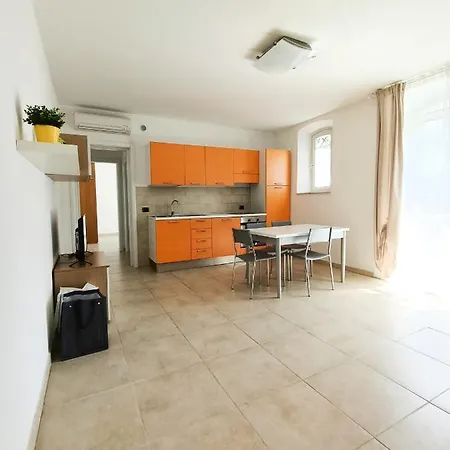Aparthotel Residenza Casa Bianca Marina di Massa