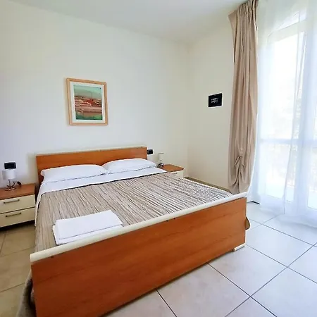 Residenza Casa Bianca Aparthotel *
